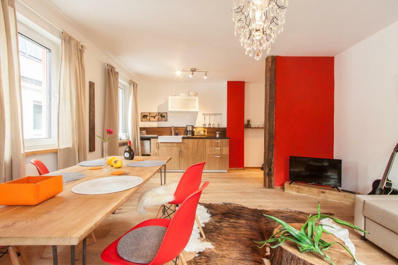 Wohnen An Der Juliuspromenade Main Apartment เวิร์ซบวร์ก ภายนอก รูปภาพ